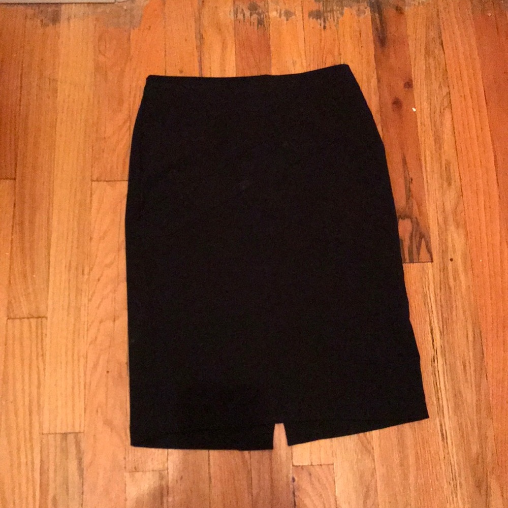 Black Forever 21 Pencil Skort size small